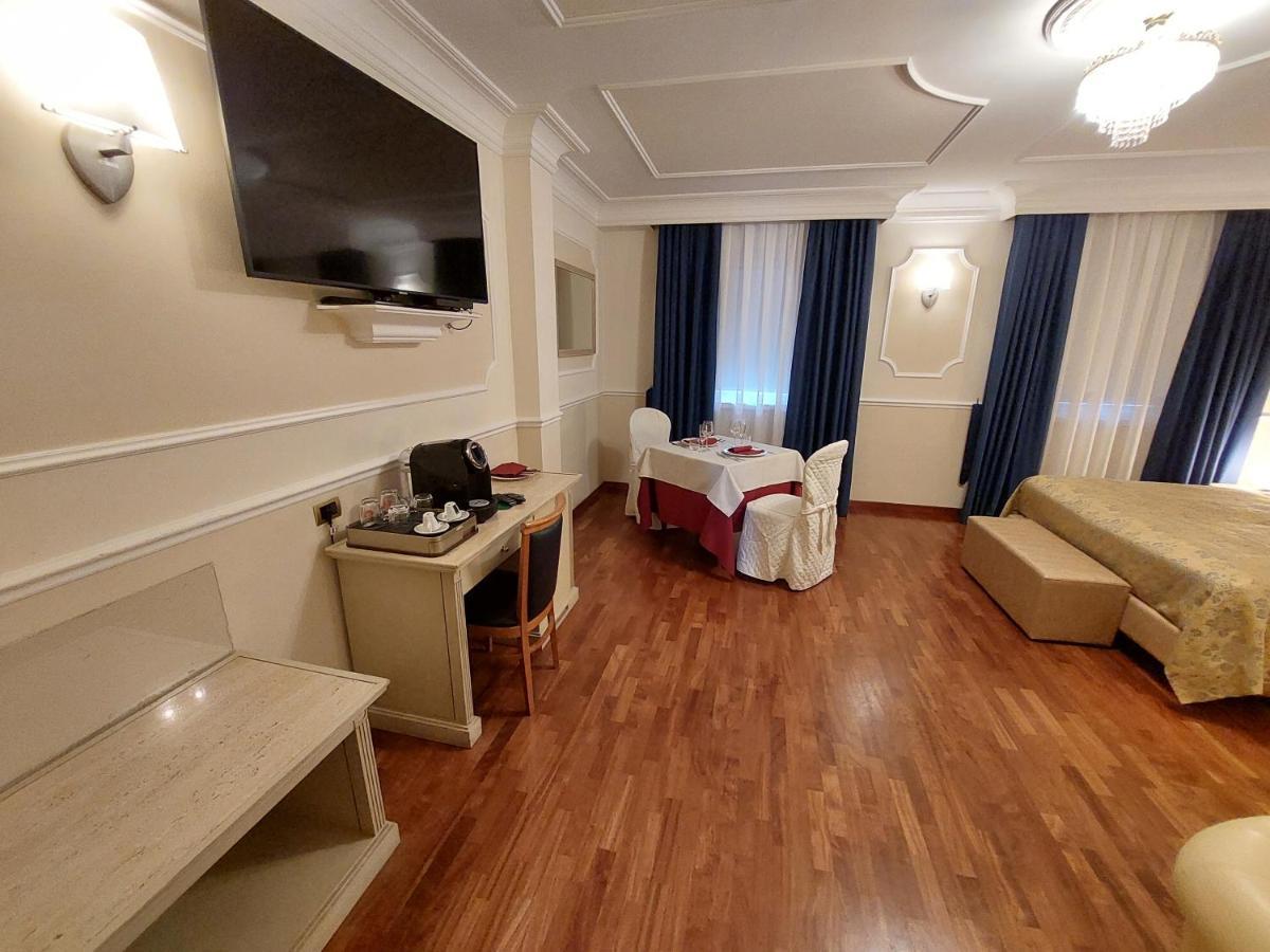 Hotel Villa Medici Rocca San Giovanni Exteriér fotografie
